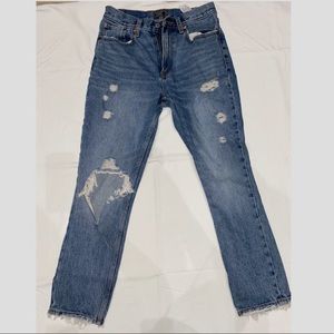 A&F Mom Jeans 26/2R